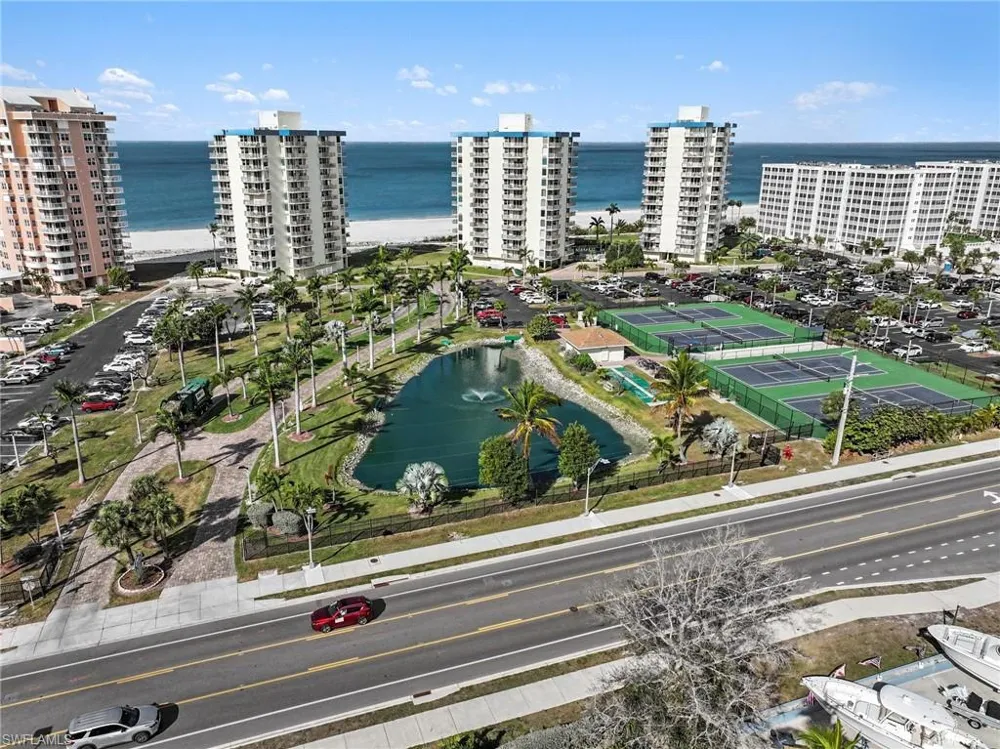 7330 Estero Boulevard #906 Fort Myers Beach, FL 33931
