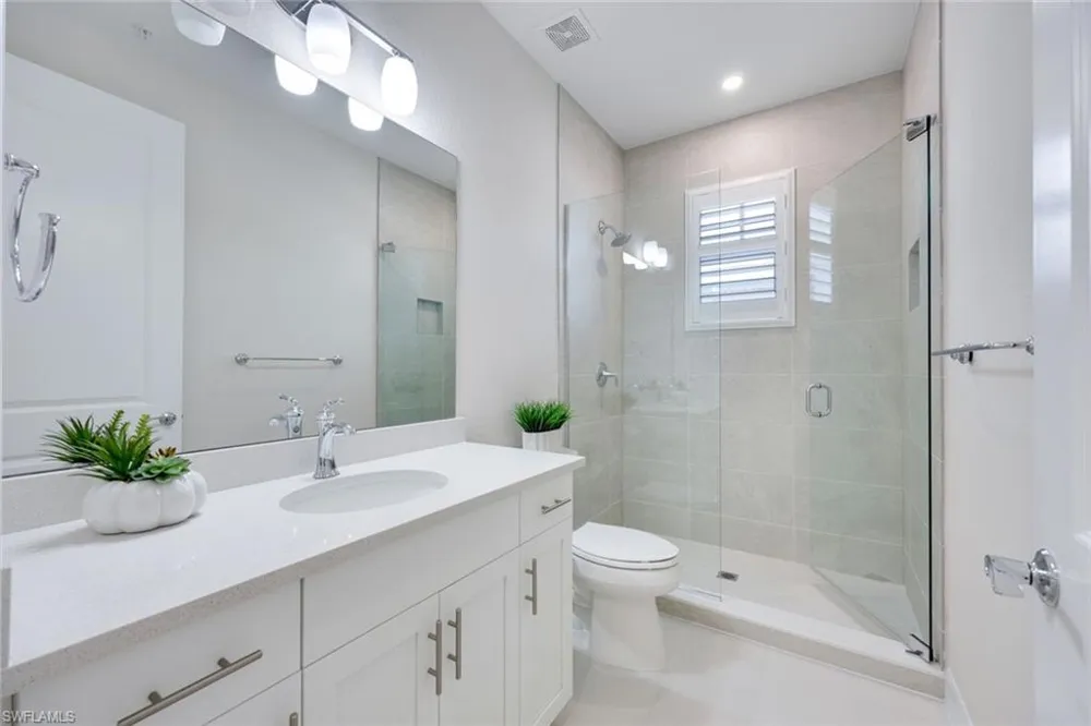 273 Indies Drive E #202 Naples, FL 34114