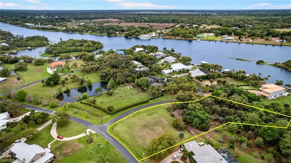 18151 Riverchase Court Alva, FL 33920