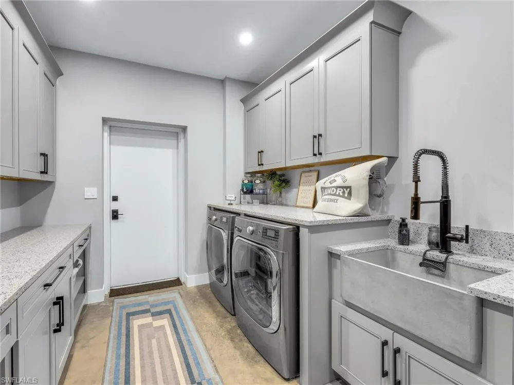 4412 Pinetree Boulevard St. James City, FL 33956