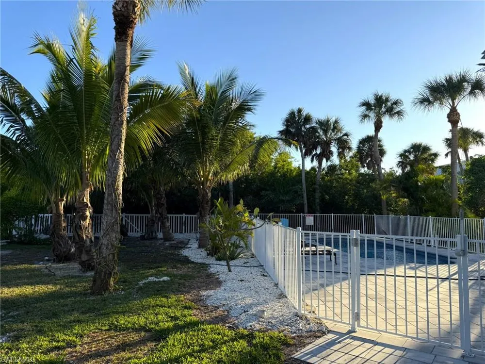 4511 Bartlett Parkway Captiva, FL 33924