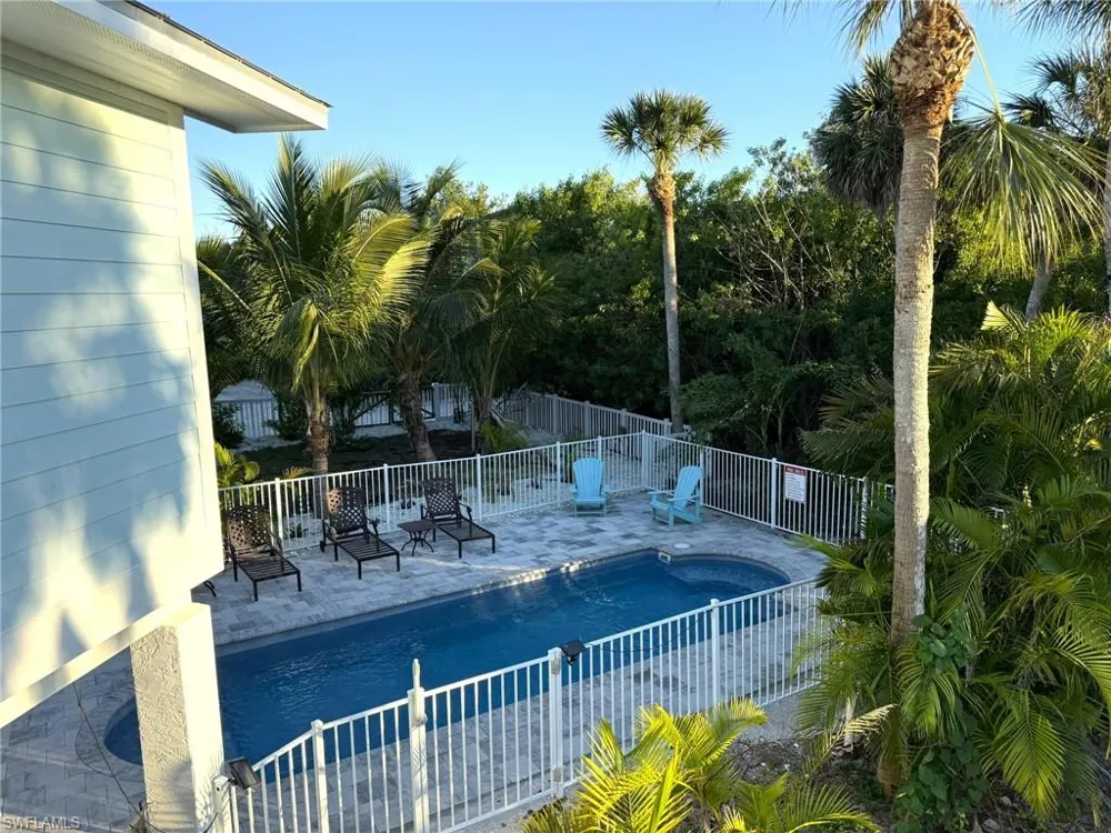 4511 Bartlett Parkway Captiva, FL 33924