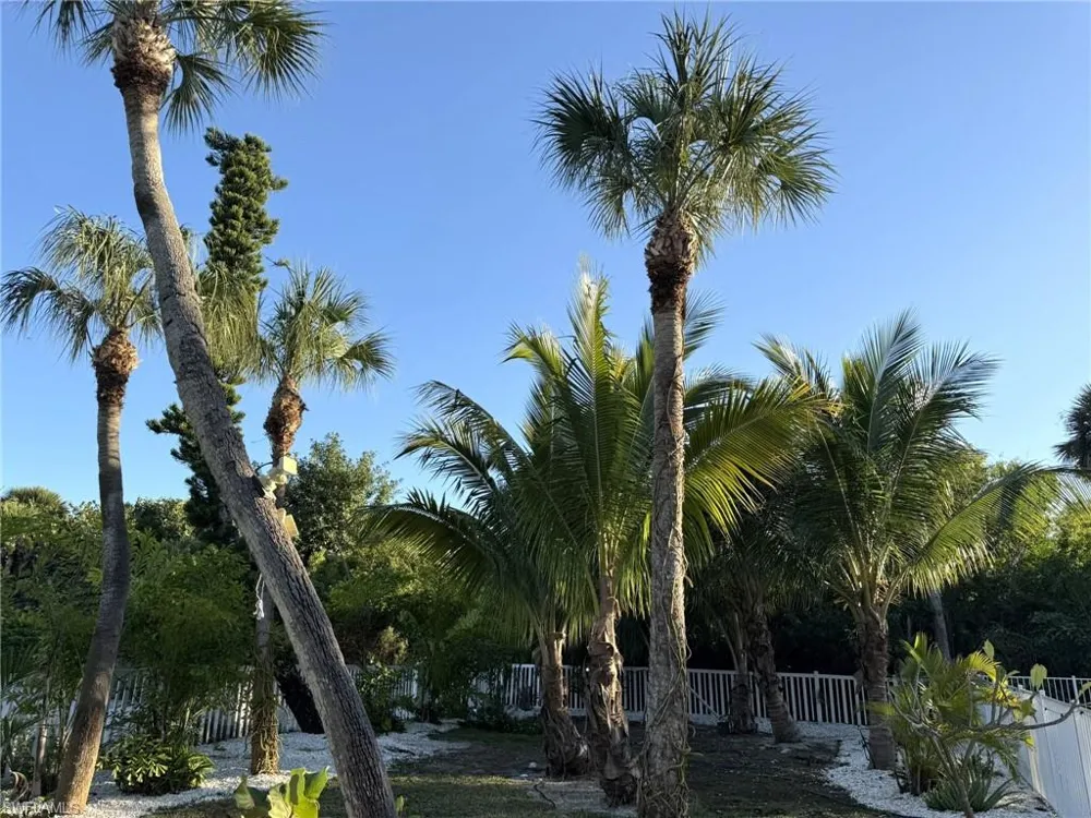 4511 Bartlett Parkway Captiva, FL 33924