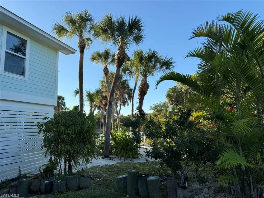 4511 Bartlett Parkway Captiva, FL 33924