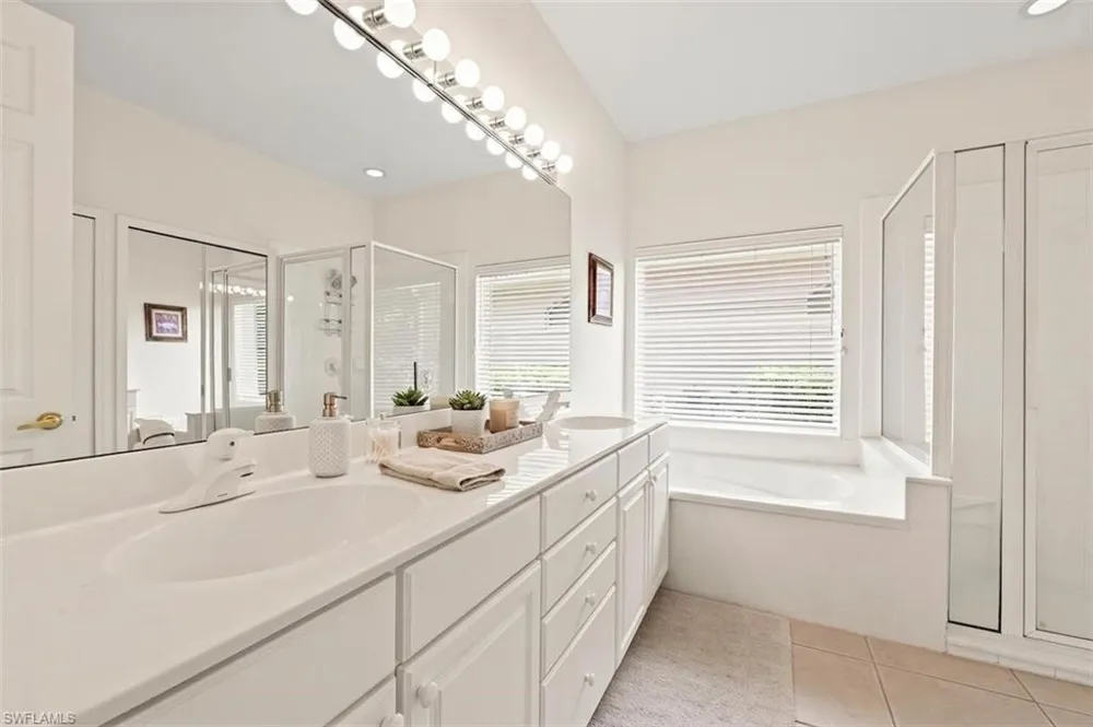 17887 Modena Road Miromar Lakes, FL 33913