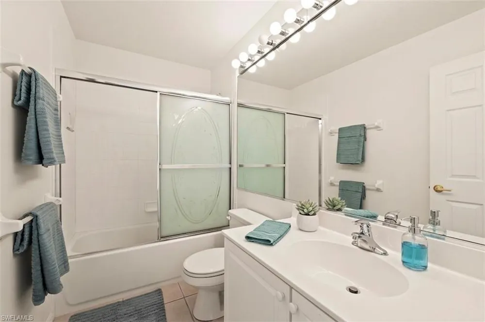 17887 Modena Road Miromar Lakes, FL 33913
