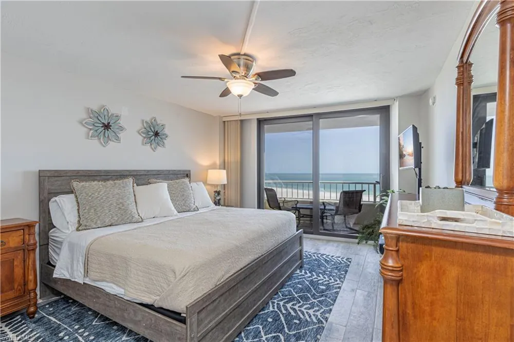 320 Seaview Court #2004 Marco Island, FL 34145