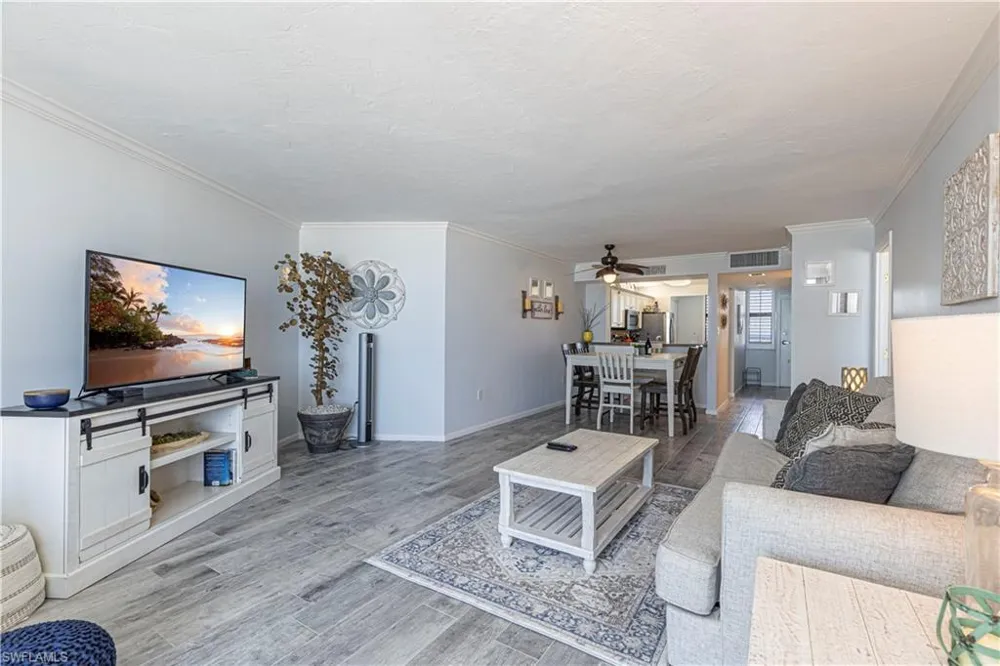 320 Seaview Court #2004 Marco Island, FL 34145