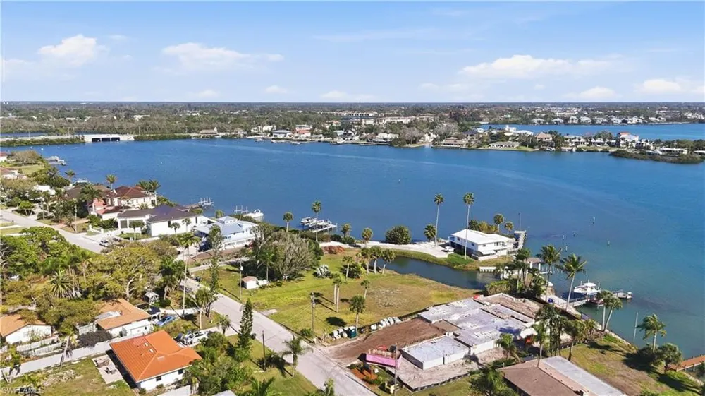Bayview Parkway Nokomis, FL 34275