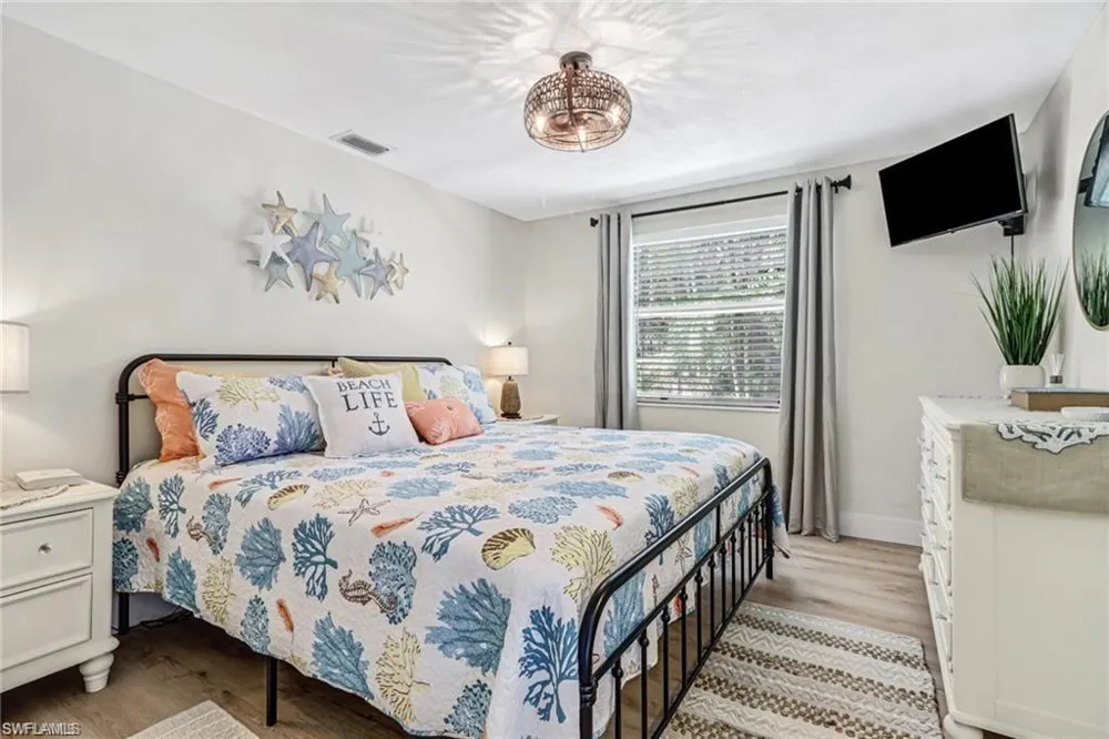 2686 Clyde Street Matlacha, FL 33993