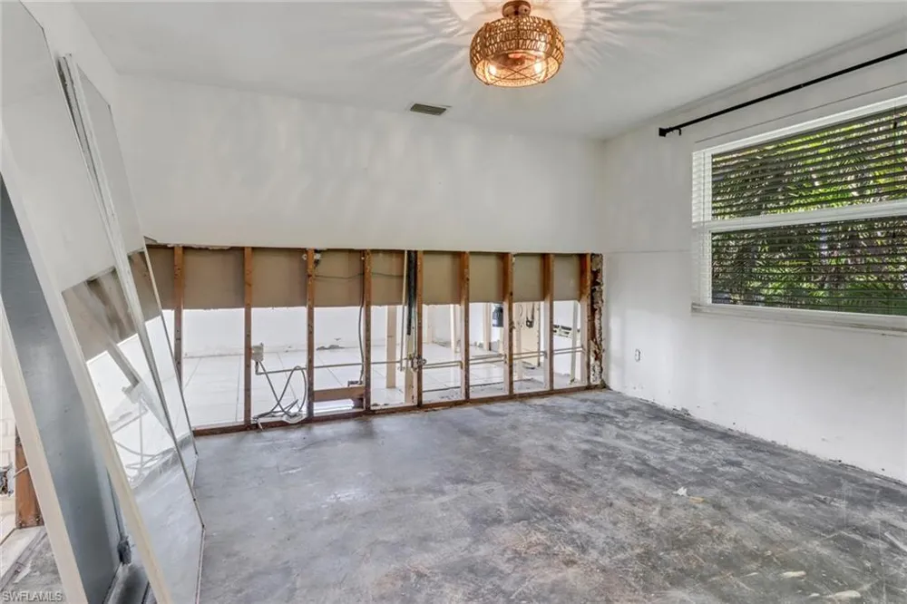 2686 Clyde Street Matlacha, FL 33993