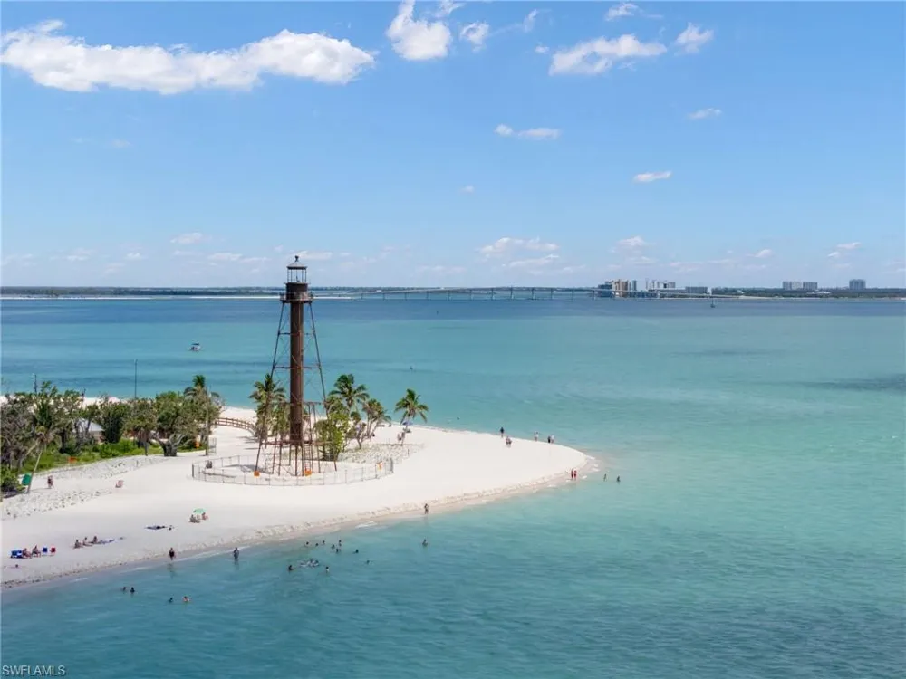 2950 W Gulf Drive Sanibel, FL 33957