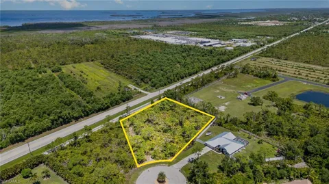 9437 Treasure Lake Court