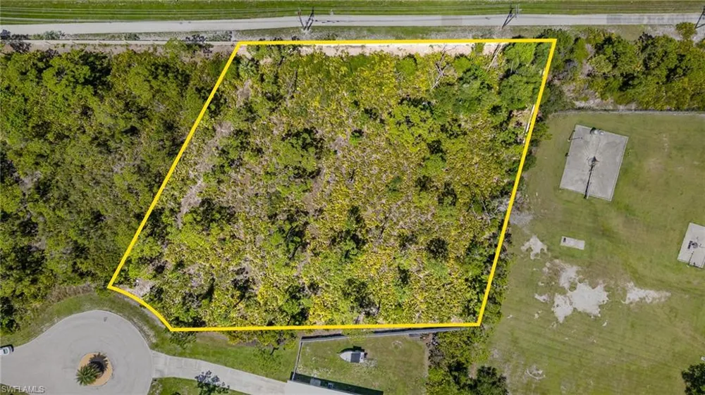 9437 Treasure Lake Court St. James City, FL 33956