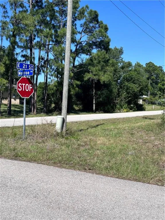 3800 E 21st Street Alva, FL 33920
