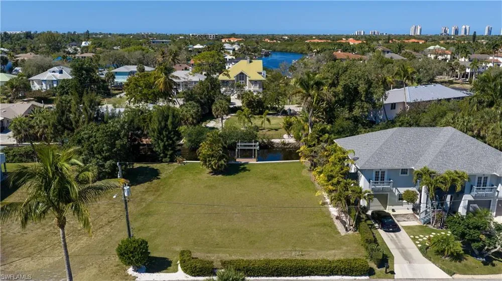 27257 Barbarosa Street Bonita Springs, FL 34135