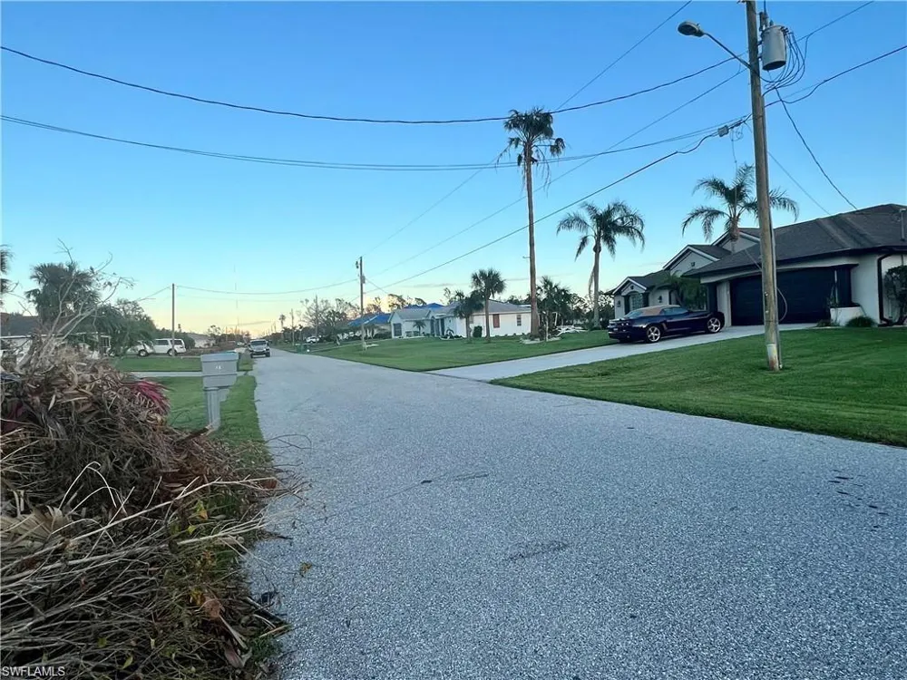 81 Long Meadow Place Rotonda West, FL 33947