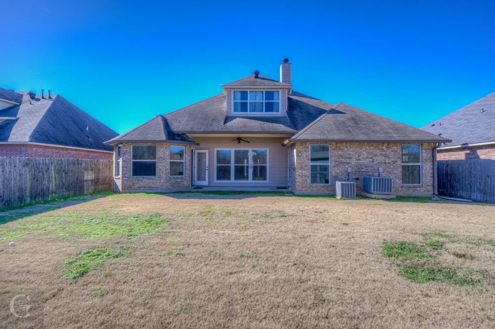 340 Avondale Bossier City, LA 71112