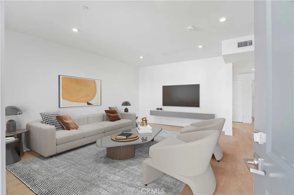 8750 Sepulveda Boulevard #509 North Hills, CA 91343