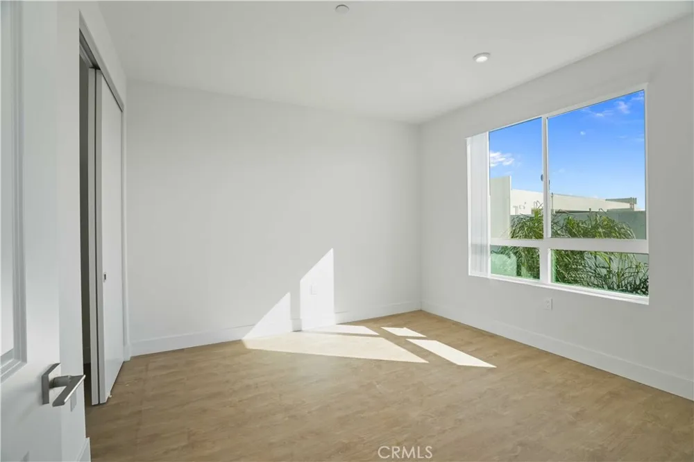 8750 Sepulveda Boulevard #509 North Hills, CA 91343