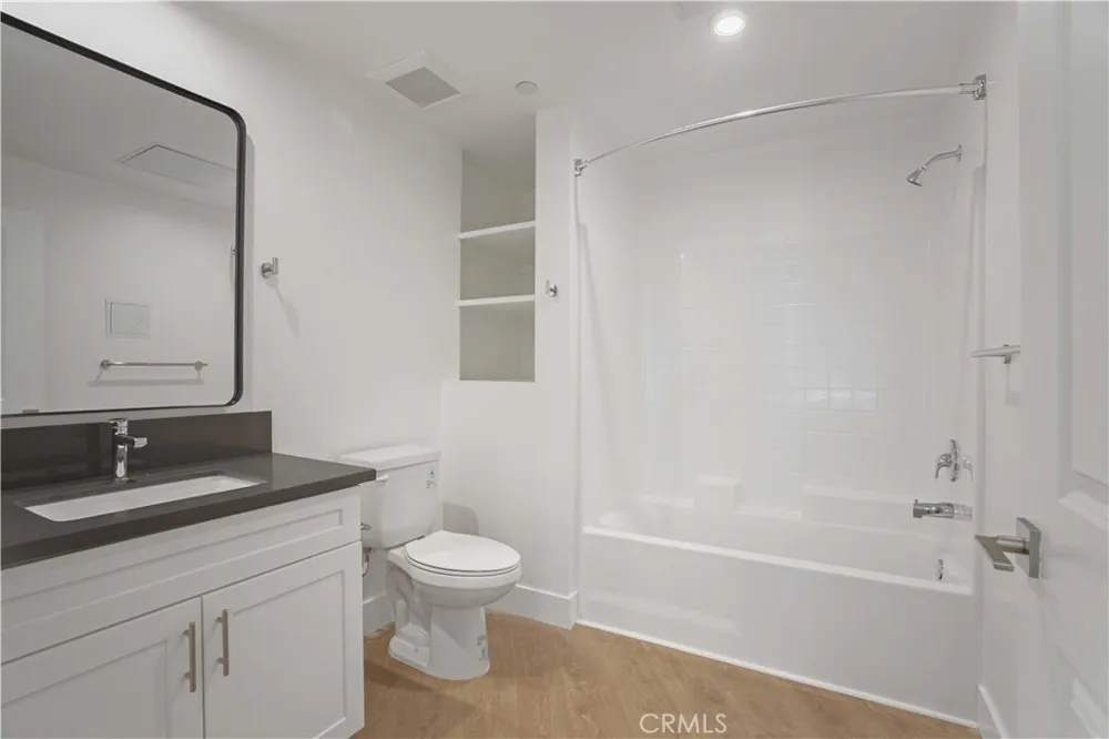 8750 Sepulveda Boulevard #509 North Hills, CA 91343