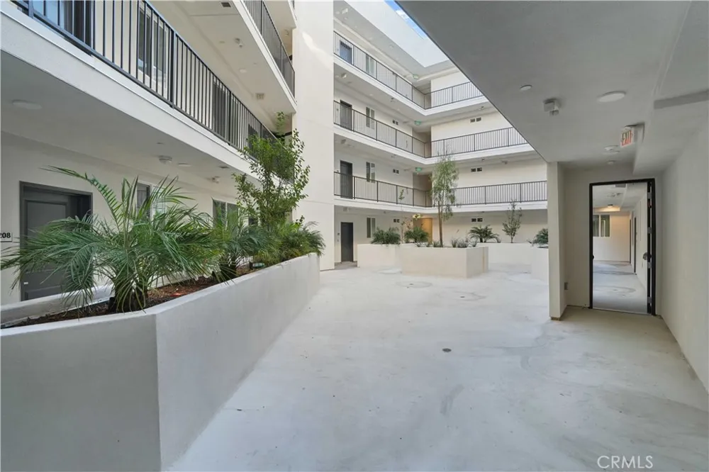 8750 Sepulveda Boulevard #509 North Hills, CA 91343
