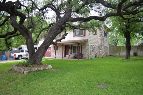 907 Pepperell Court