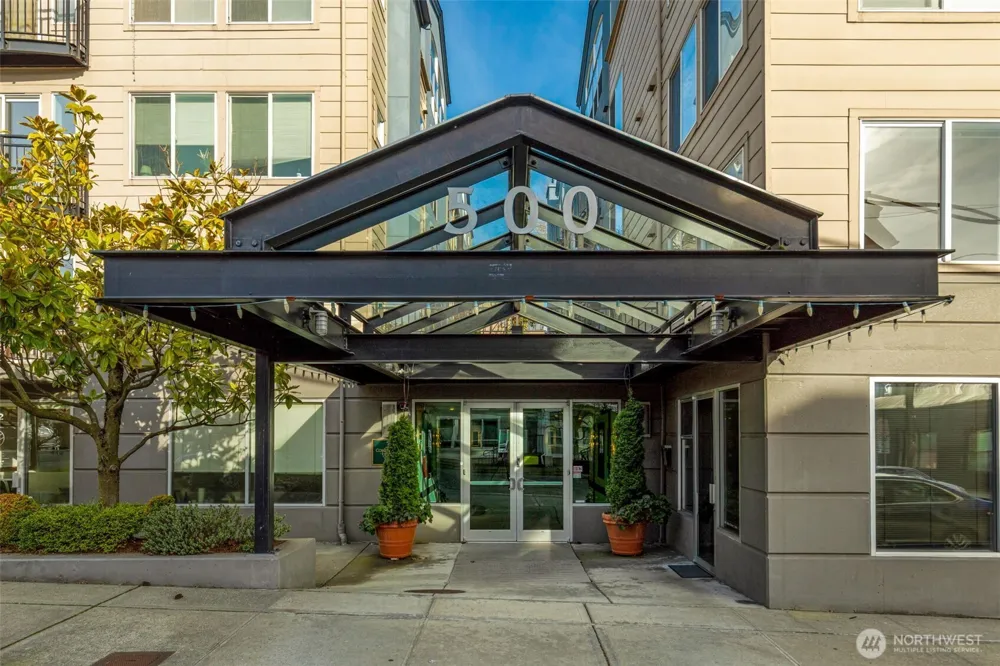 500 Aloha Street #211 Seattle, WA 98109
