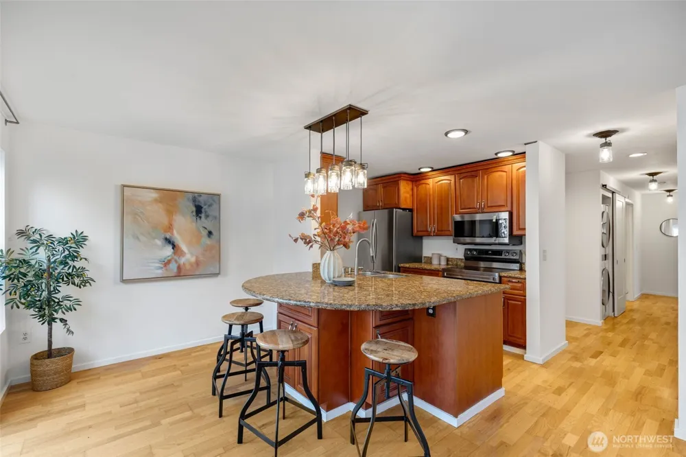 500 Aloha Street #211 Seattle, WA 98109
