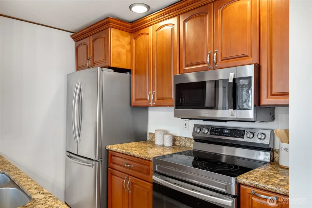 500 Aloha Street #211 Seattle, WA 98109