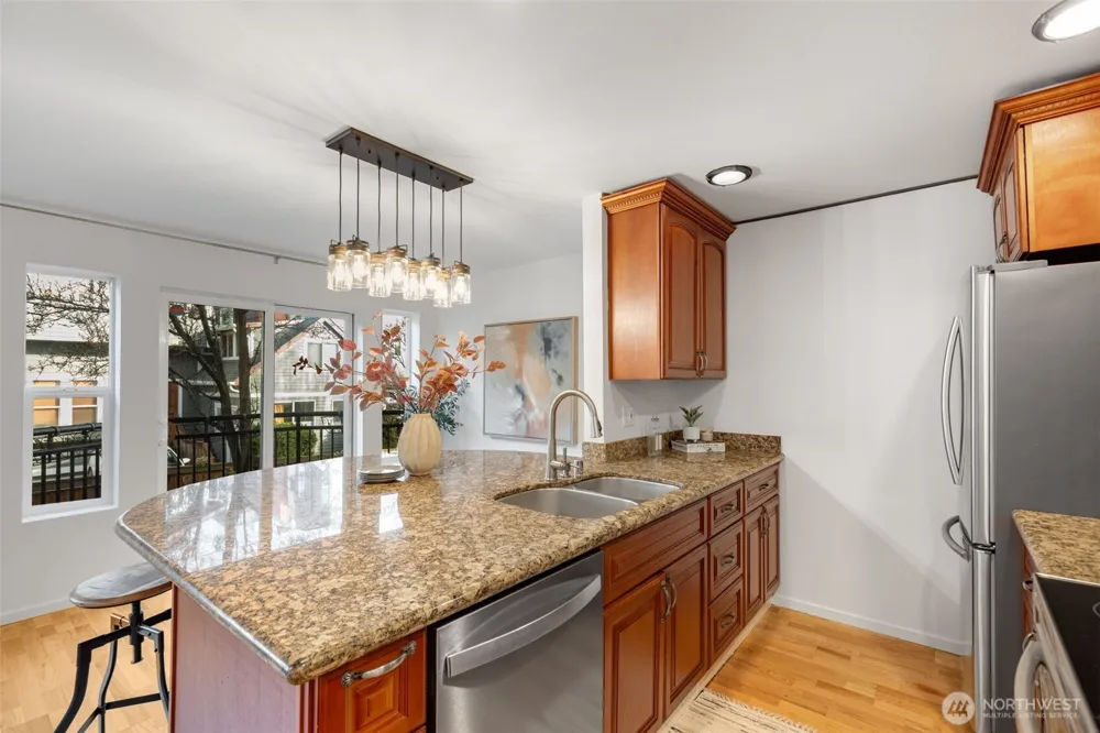500 Aloha Street #211 Seattle, WA 98109