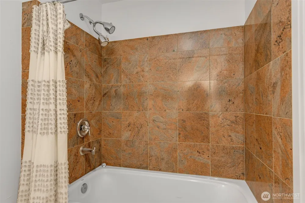 500 Aloha Street #211 Seattle, WA 98109
