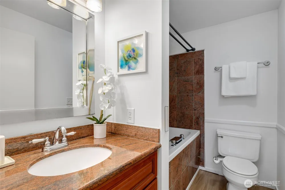 500 Aloha Street #211 Seattle, WA 98109