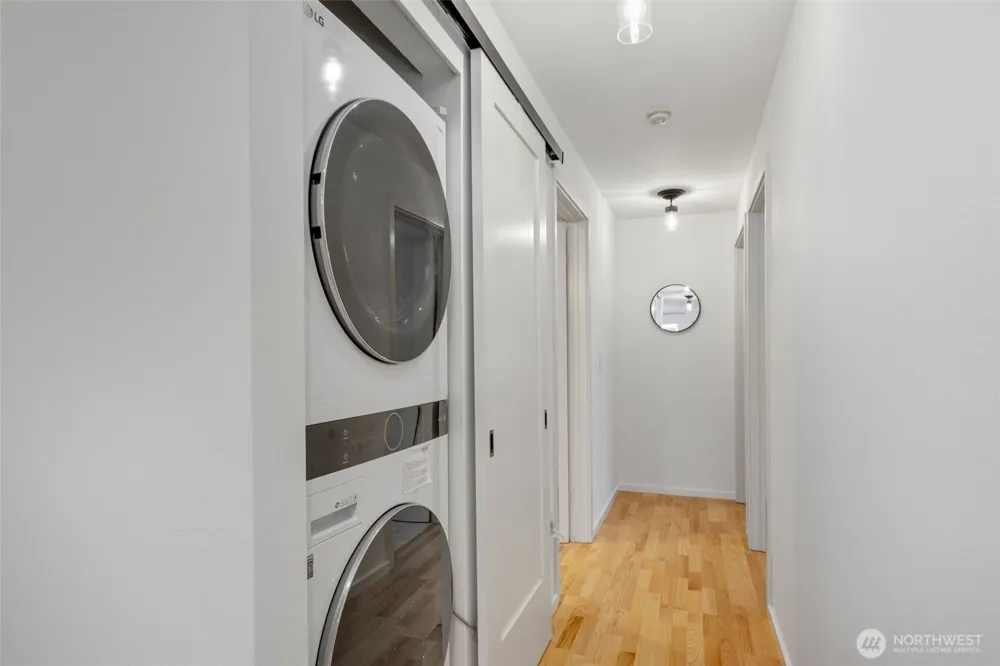500 Aloha Street #211 Seattle, WA 98109