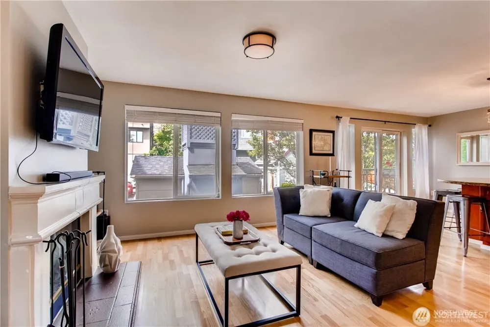 500 Aloha Street #211 Seattle, WA 98109