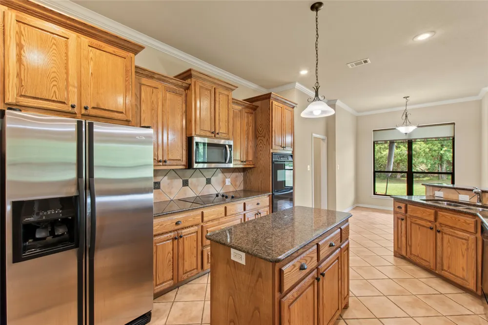 10226 Aaron Avenue Eustace, TX 75124