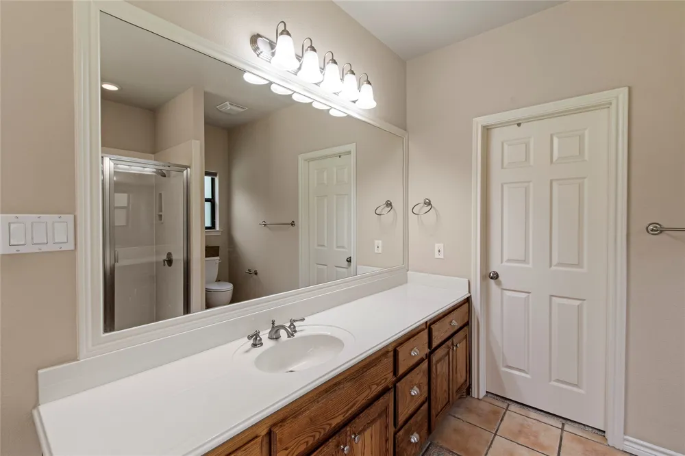 10226 Aaron Avenue Eustace, TX 75124