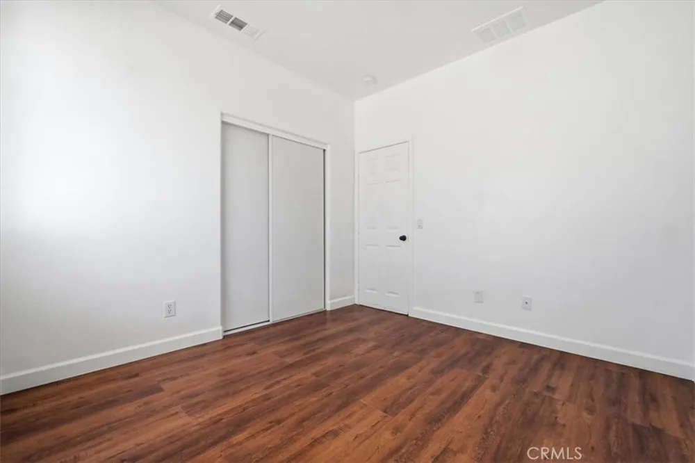 15763 Desert Rock Adelanto, CA 92301