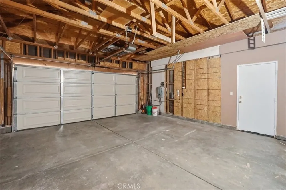 15763 Desert Rock Adelanto, CA 92301