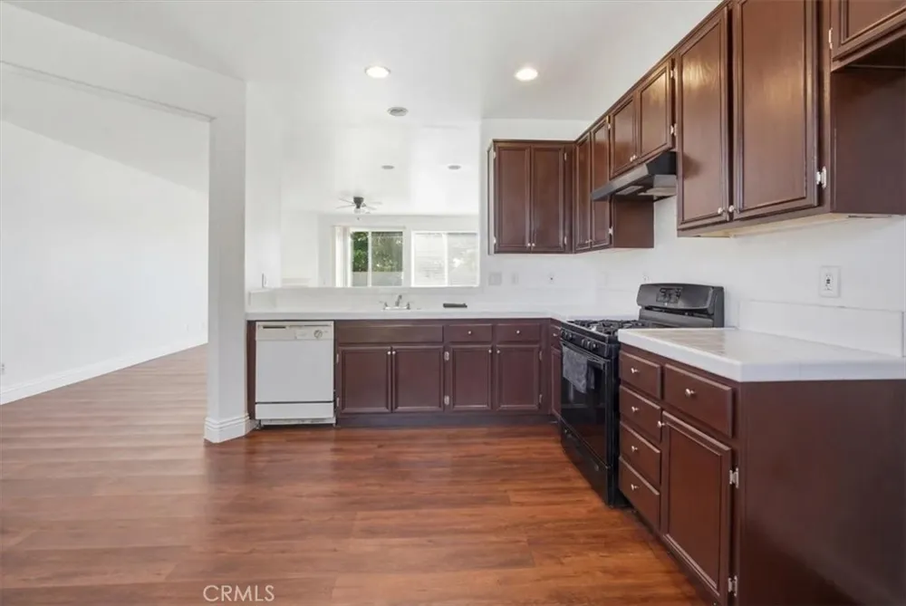 15763 Desert Rock Adelanto, CA 92301