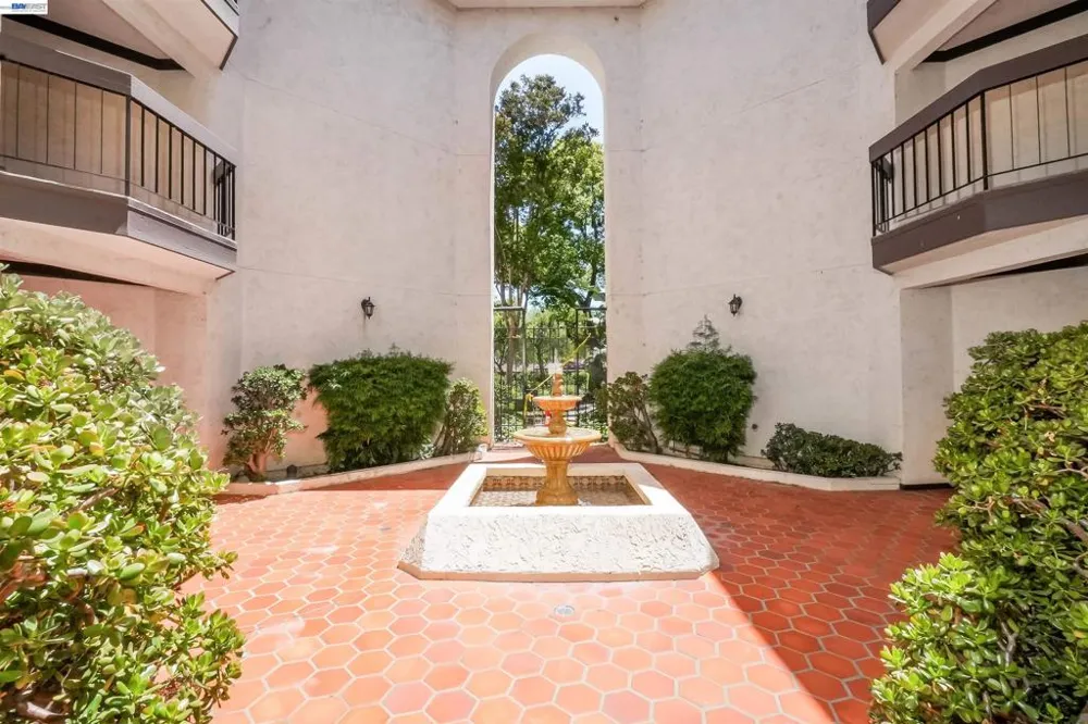39931 Cedar Blvd #104 Newark, CA 94560