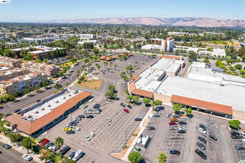 39931 Cedar Blvd #104 Newark, CA 94560
