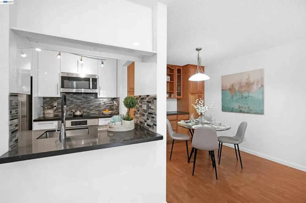 39931 Cedar Blvd #104 Newark, CA 94560