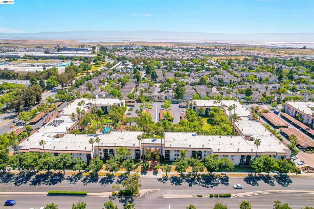 39931 Cedar Blvd #104 Newark, CA 94560