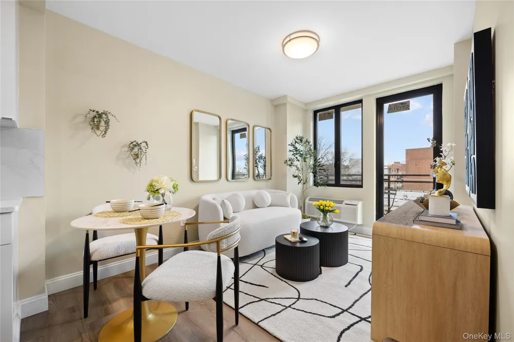 163-07 72nd Ave #2C Fresh Meadows, NY 11365