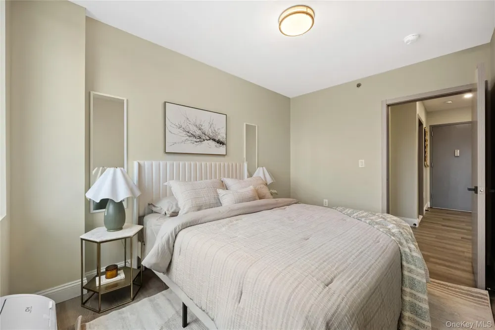 163-07 72nd Ave #2C Fresh Meadows, NY 11365