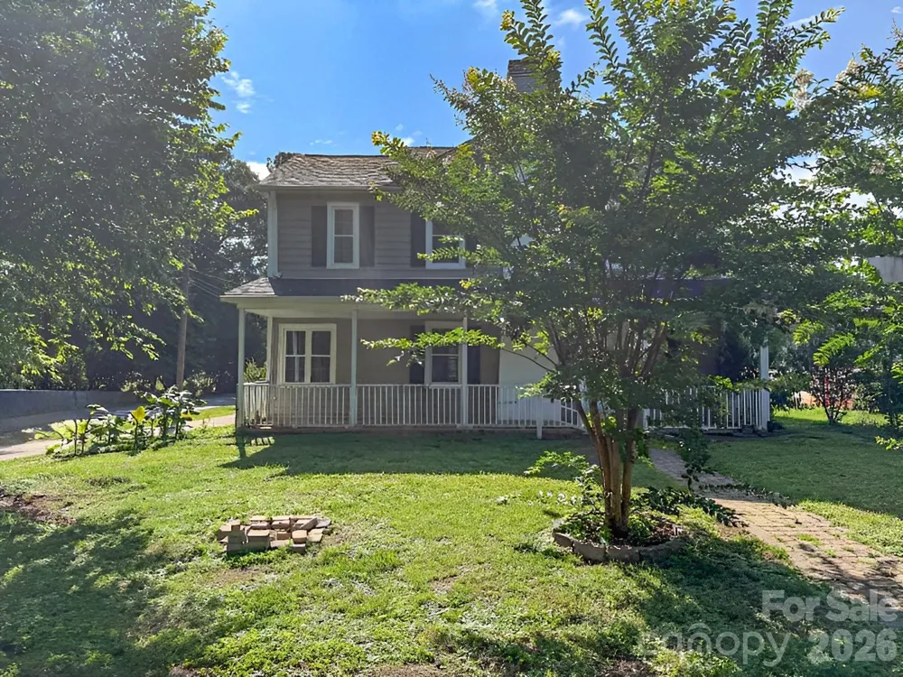 210 Oakdale Street