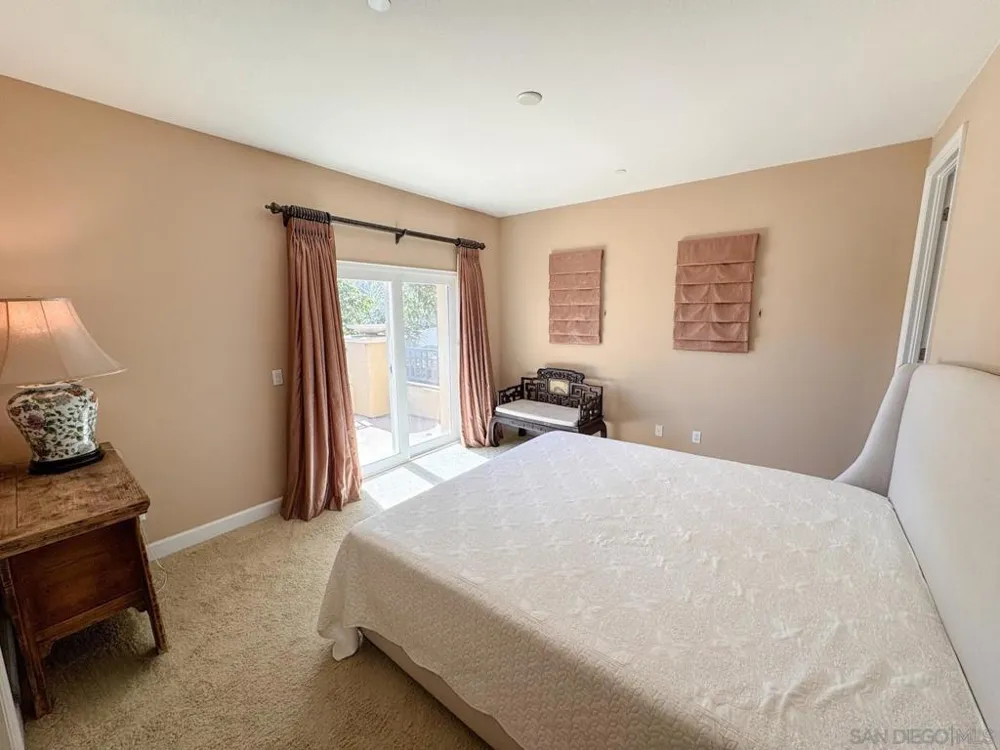 536 Quail Pointe Lane Encinitas, CA 92024