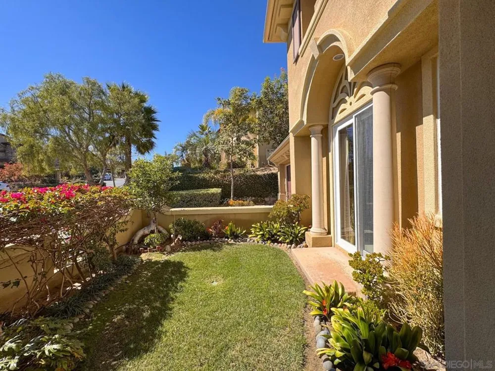 536 Quail Pointe Lane Encinitas, CA 92024