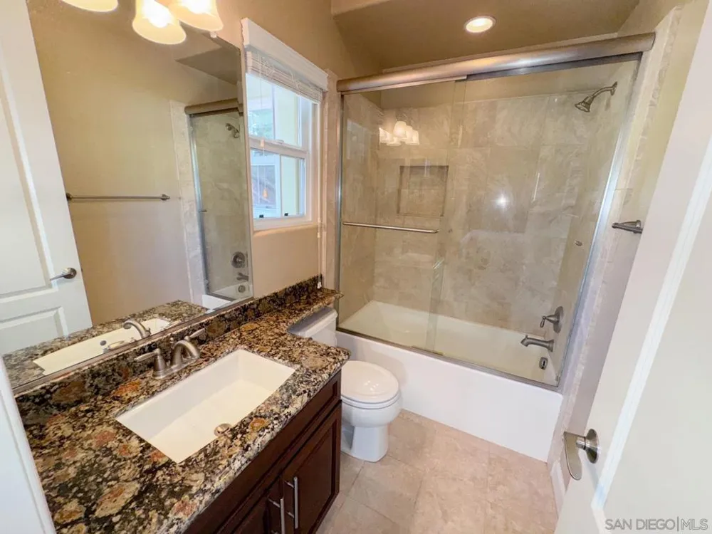 536 Quail Pointe Lane Encinitas, CA 92024